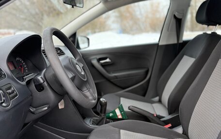 Volkswagen Polo VI (EU Market), 2010 год, 575 000 рублей, 8 фотография