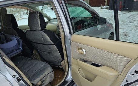 Nissan Tiida, 2005 год, 470 000 рублей, 14 фотография