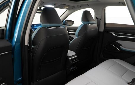 Geely Emgrand, 2023 год, 1 768 444 рублей, 11 фотография