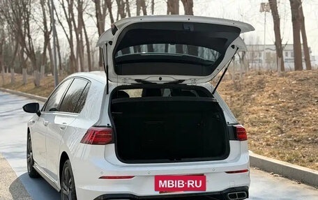 Volkswagen Golf VIII, 2023 год, 1 890 017 рублей, 8 фотография