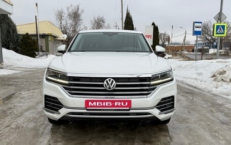Volkswagen Touareg III, 2020 год, 5 555 000 рублей, 2 фотография
