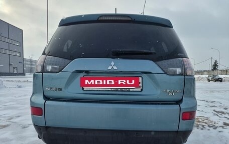 Mitsubishi Outlander III рестайлинг 3, 2007 год, 900 000 рублей, 9 фотография