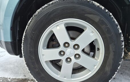 Mitsubishi Outlander III рестайлинг 3, 2007 год, 900 000 рублей, 15 фотография