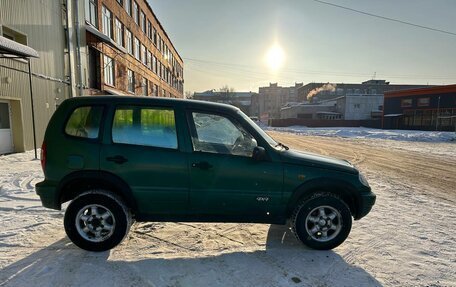 Chevrolet Niva I рестайлинг, 2004 год, 210 000 рублей, 3 фотография