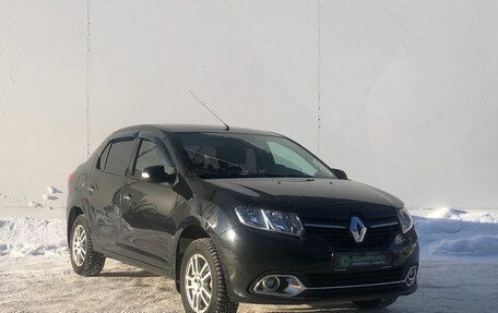 Renault Logan II, 2018 год, 820 000 рублей, 3 фотография