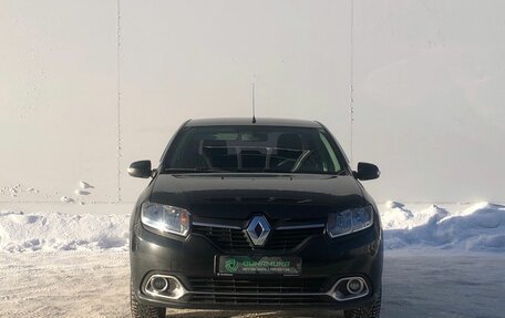 Renault Logan II, 2018 год, 820 000 рублей, 2 фотография