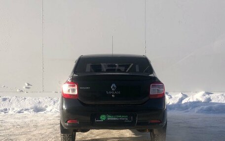 Renault Logan II, 2018 год, 820 000 рублей, 6 фотография