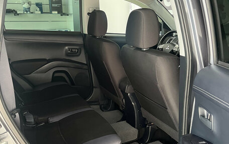 Mitsubishi Outlander III рестайлинг 3, 2012 год, 1 300 000 рублей, 7 фотография