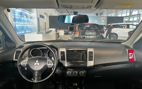 Mitsubishi Outlander III рестайлинг 3, 2012 год, 1 300 000 рублей, 9 фотография