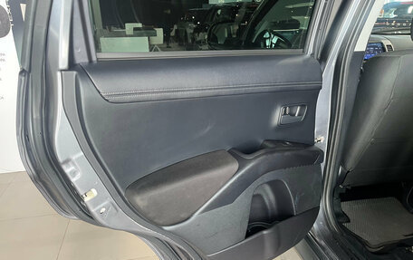 Mitsubishi Outlander III рестайлинг 3, 2012 год, 1 300 000 рублей, 14 фотография