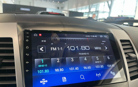 Mitsubishi Outlander III рестайлинг 3, 2012 год, 1 300 000 рублей, 23 фотография