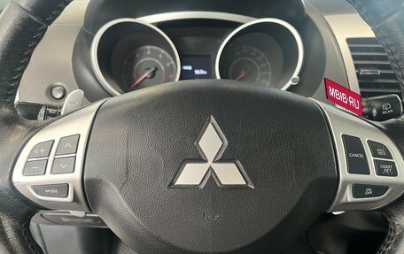 Mitsubishi Outlander III рестайлинг 3, 2012 год, 1 300 000 рублей, 18 фотография