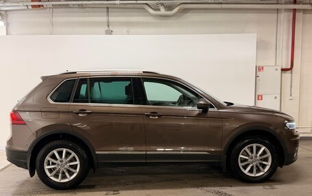 Volkswagen Tiguan II, 2018 год, 2 570 000 рублей, 6 фотография
