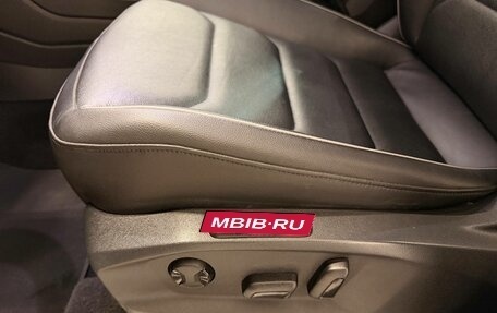 Volkswagen Tiguan II, 2018 год, 2 570 000 рублей, 10 фотография