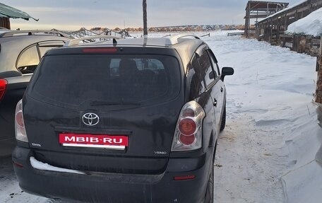 Toyota Corolla Verso I, 2005 год, 500 000 рублей, 2 фотография