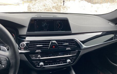 BMW 5 серия, 2018 год, 3 450 000 рублей, 18 фотография