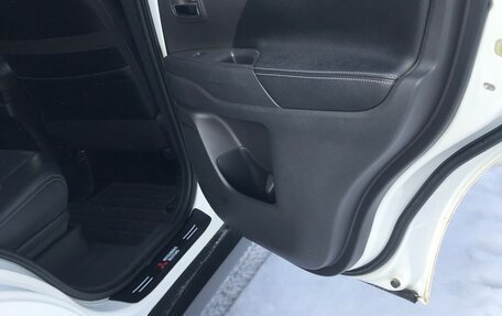 Mitsubishi Outlander III рестайлинг 3, 2012 год, 1 300 000 рублей, 3 фотография