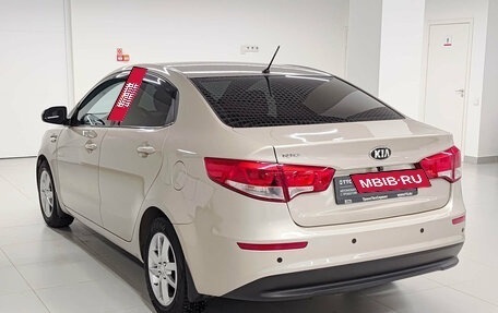 KIA Rio III рестайлинг, 2015 год, 960 000 рублей, 7 фотография