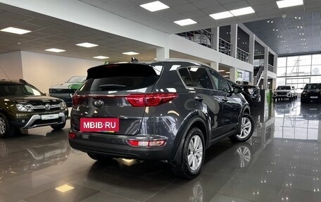 KIA Sportage IV рестайлинг, 2018 год, 2 245 000 рублей, 2 фотография