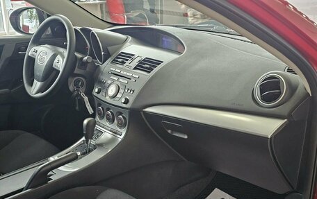 Mazda 3, 2010 год, 1 089 000 рублей, 18 фотография