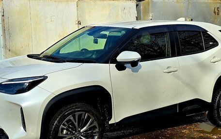 Toyota Yaris Cross, 2021 год, 2 475 000 рублей, 2 фотография