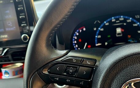 Toyota Yaris Cross, 2021 год, 2 475 000 рублей, 11 фотография