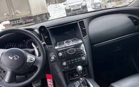 Infiniti FX II, 2008 год, 1 700 000 рублей, 16 фотография