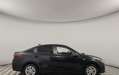 KIA Rio IV, 2017 год, 999 000 рублей, 4 фотография