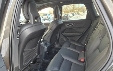 Volvo XC60 II, 2018 год, 3 300 000 рублей, 6 фотография