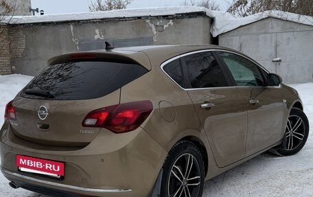 Opel Astra J, 2013 год, 890 000 рублей, 5 фотография