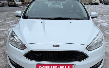 Ford Focus III, 2017 год, 930 000 рублей, 2 фотография