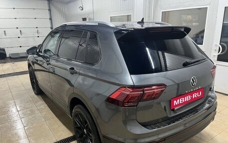 Volkswagen Tiguan II, 2021 год, 2 650 000 рублей, 4 фотография