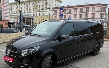 Mercedes-Benz V-Класс, 2025 год, 27 330 000 рублей, 2 фотография