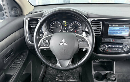 Mitsubishi Outlander III рестайлинг 3, 2014 год, 1 499 000 рублей, 6 фотография