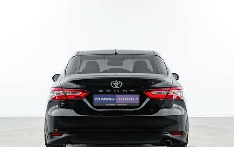 Toyota Camry, 2018 год, 2 290 000 рублей, 4 фотография