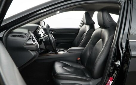Toyota Camry, 2018 год, 2 290 000 рублей, 11 фотография