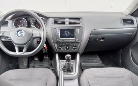 Volkswagen Jetta VI, 2015 год, 1 300 000 рублей, 15 фотография