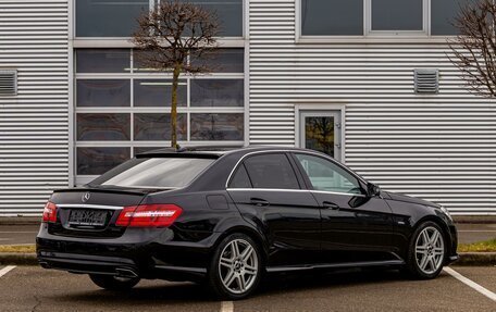 Mercedes-Benz E-Класс, 2012 год, 1 695 000 рублей, 6 фотография