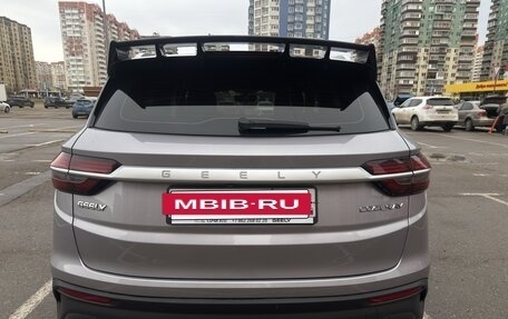 Geely Coolray I, 2022 год, 2 100 000 рублей, 6 фотография