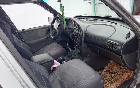 Chevrolet Niva I рестайлинг, 2003 год, 250 000 рублей, 10 фотография