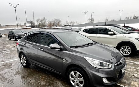 Hyundai Solaris II рестайлинг, 2013 год, 800 000 рублей, 7 фотография