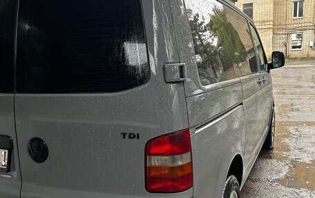 Volkswagen Transporter T5 рестайлинг, 2008 год, 1 000 000 рублей, 7 фотография