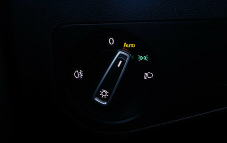 Volkswagen Tiguan II, 2021 год, 2 350 000 рублей, 14 фотография