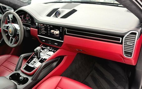 Porsche Cayenne III, 2022 год, 13 980 000 рублей, 16 фотография