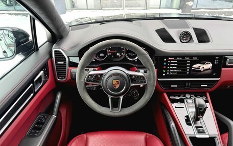 Porsche Cayenne III, 2022 год, 13 980 000 рублей, 17 фотография