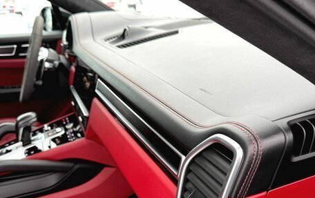 Porsche Cayenne III, 2022 год, 13 980 000 рублей, 28 фотография