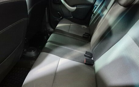 Renault Duster I рестайлинг, 2014 год, 1 080 000 рублей, 17 фотография