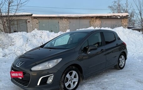 Peugeot 308 II, 2012 год, 415 000 рублей, 2 фотография