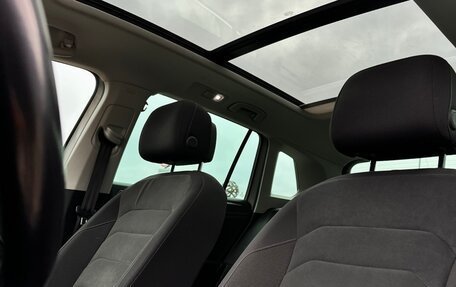 Volkswagen Tiguan II, 2017 год, 2 850 000 рублей, 2 фотография