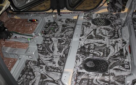 Volkswagen Tiguan II, 2017 год, 2 850 000 рублей, 14 фотография